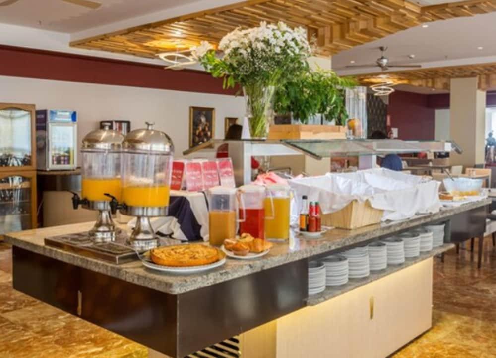 Hotel Angela - Adults Recommended ฟูเอนฮิโรลา ภายนอก รูปภาพ