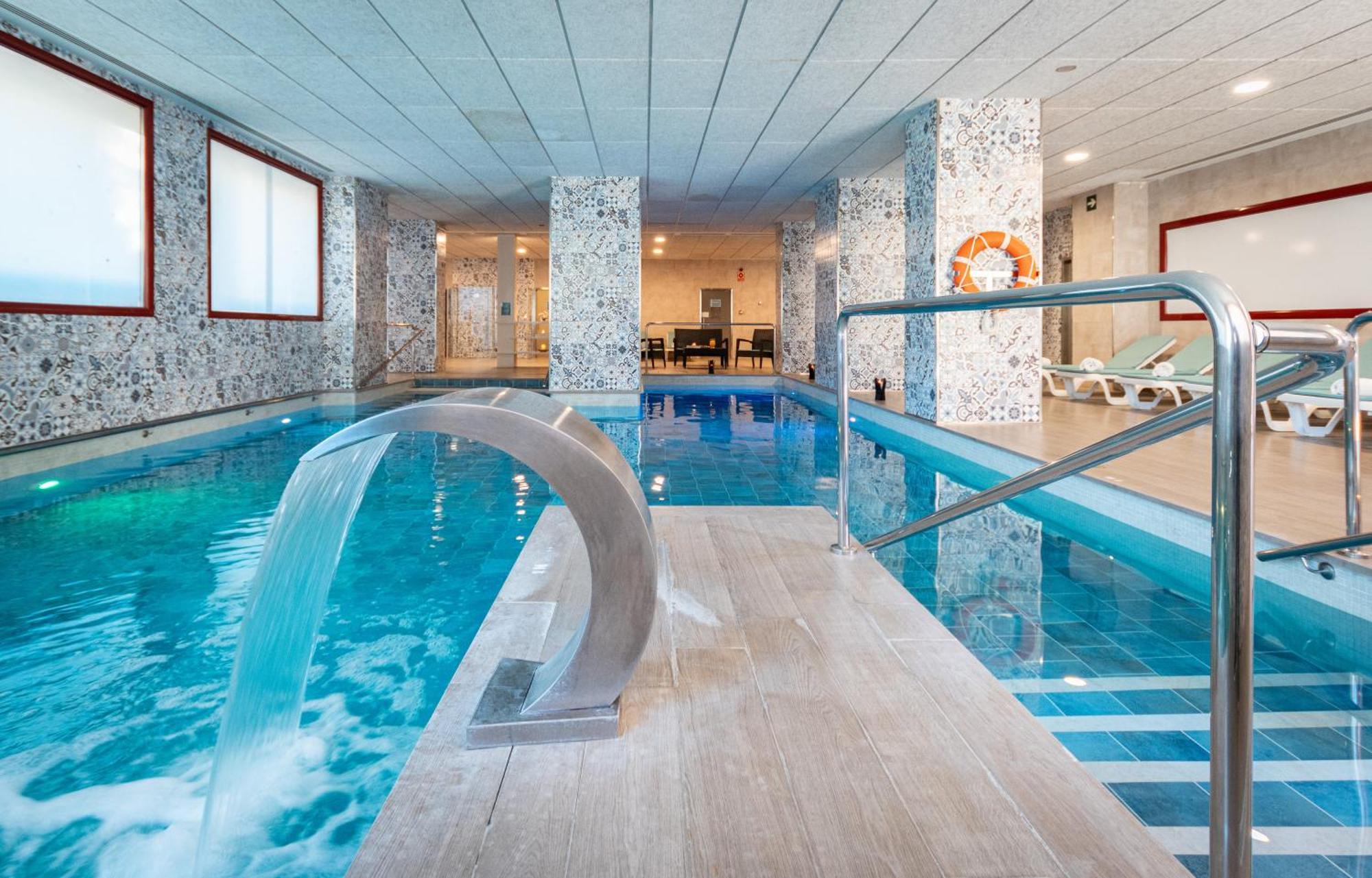 Hotel Angela - Adults Recommended ฟูเอนฮิโรลา ภายนอก รูปภาพ